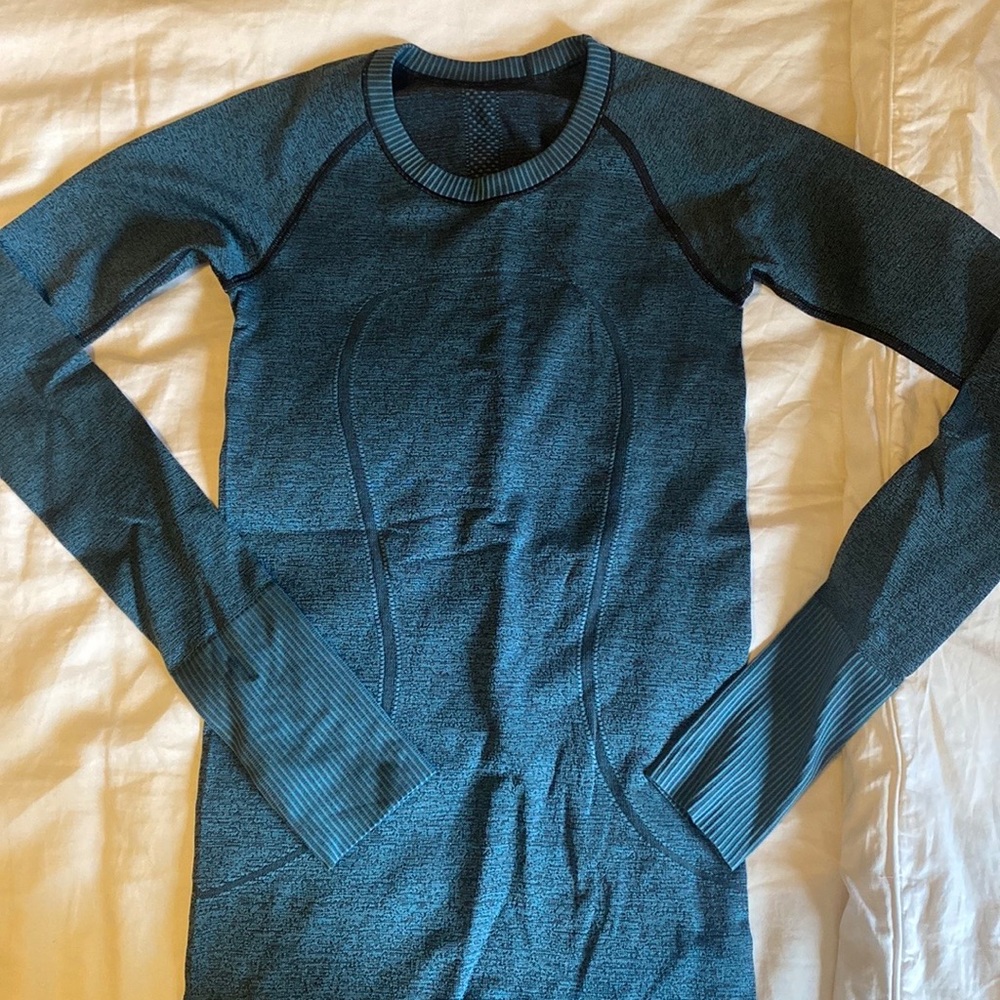 Lululemon Dark Green Switftly Tech Long Sleeve